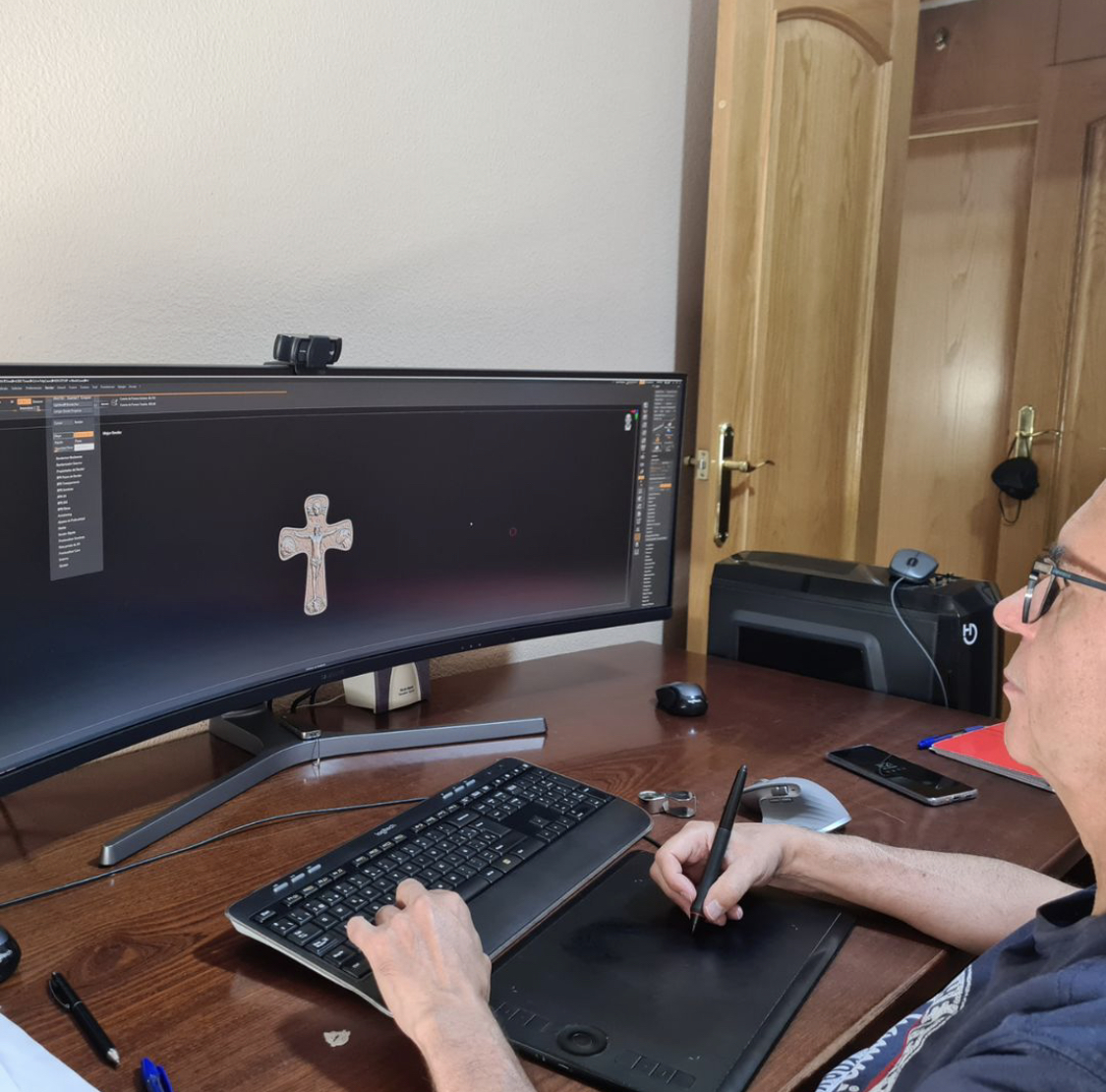 Manuel luque diseñando en 3D